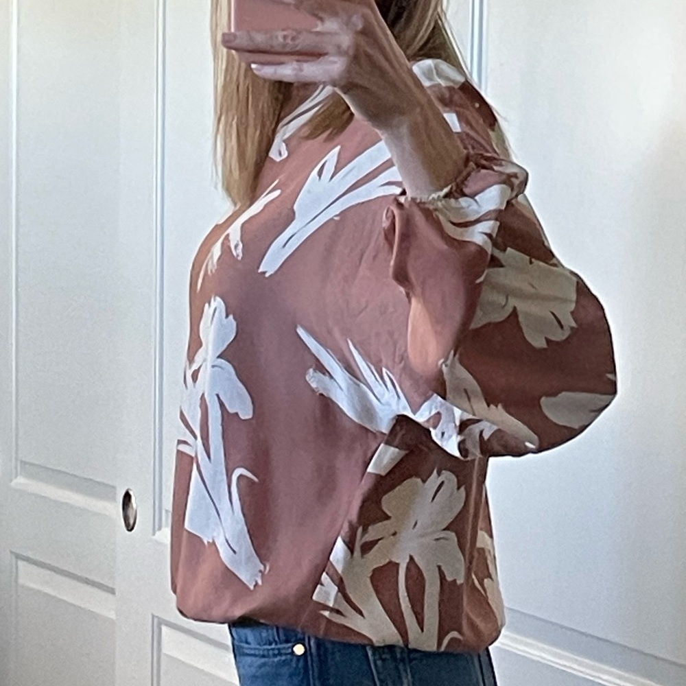 Evereve blouse 🔥 - Picture 5 of 7